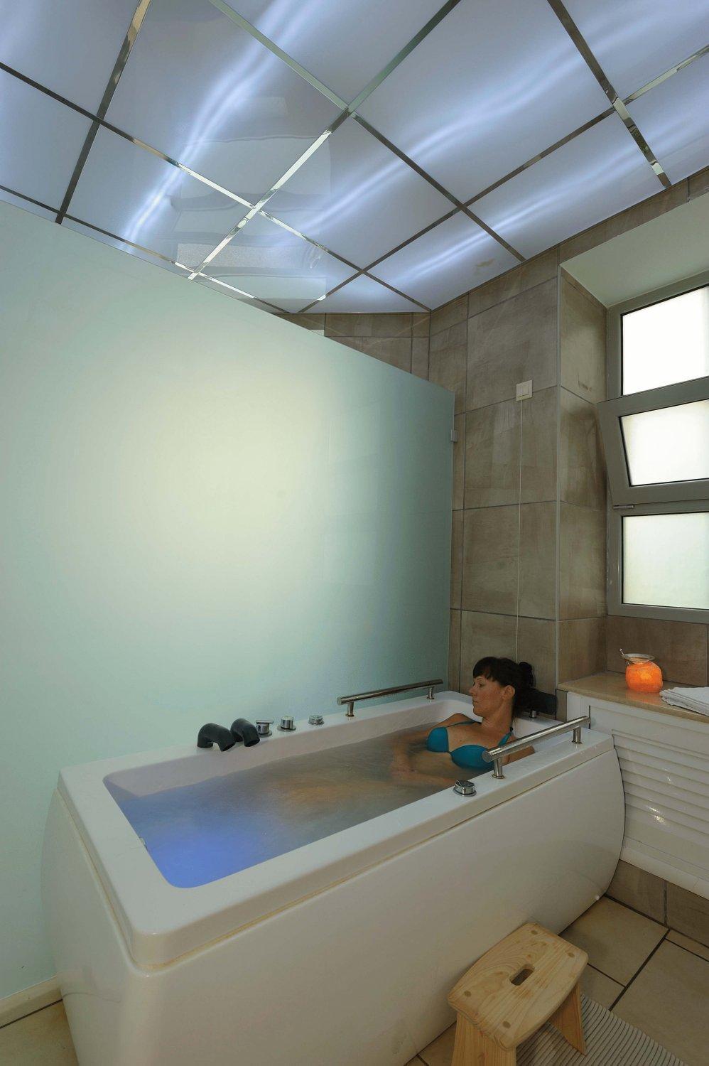 Kentrikon Hotel & Spa 루트라 에디프수 외부 사진