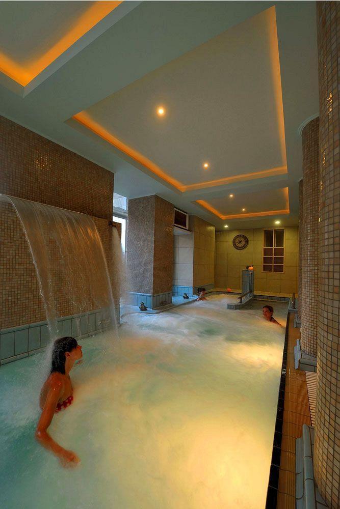 Kentrikon Hotel & Spa 루트라 에디프수 외부 사진